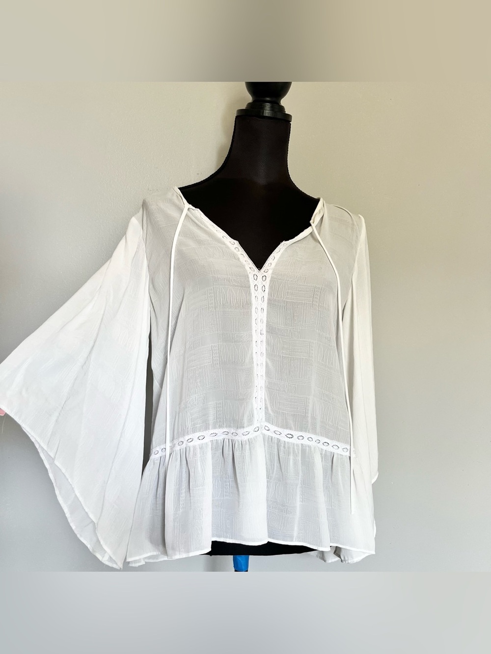 Laundry White sheer bell sleeve flowy blouse with pattern